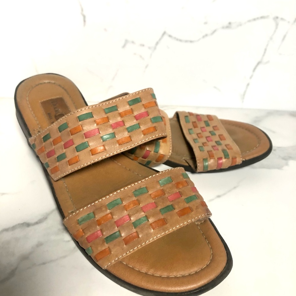 Duck head sandals